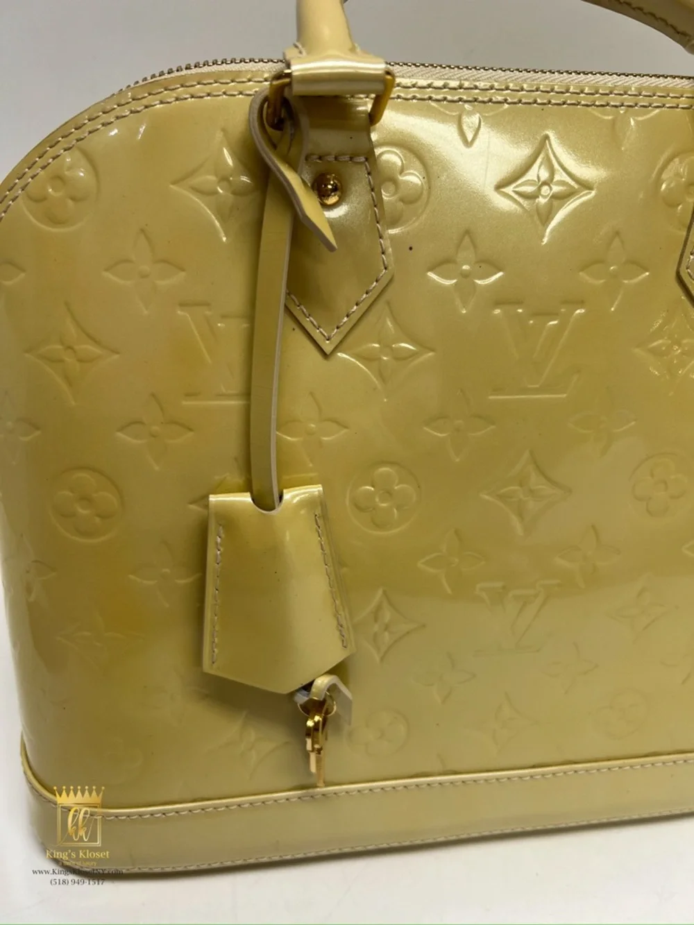 Louis Vuitton Olive Patent Vernis Alma Satchel - Picture 8 of 14